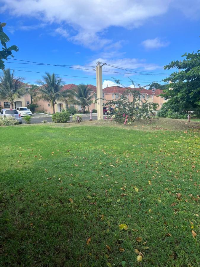 Comfort Rest Ocho Rios Luaran gambar