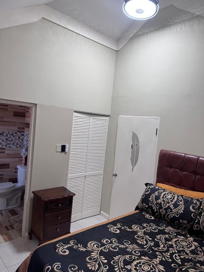 Comfort Rest Ocho Rios Luaran gambar