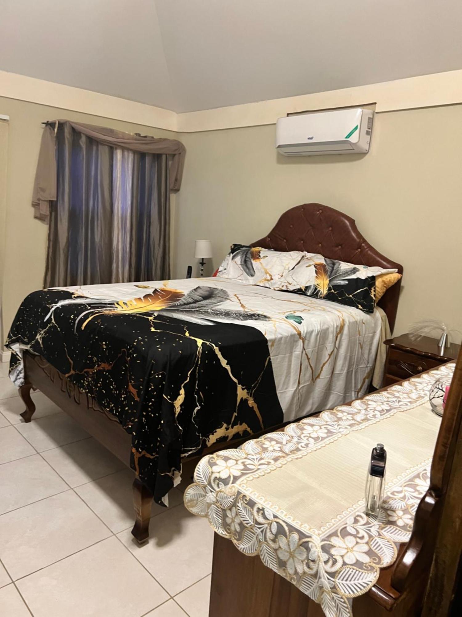 Comfort Rest Ocho Rios Luaran gambar